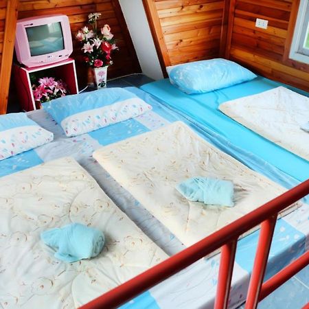 A Houses Homestay Накхонратчасіма Екстер'єр фото