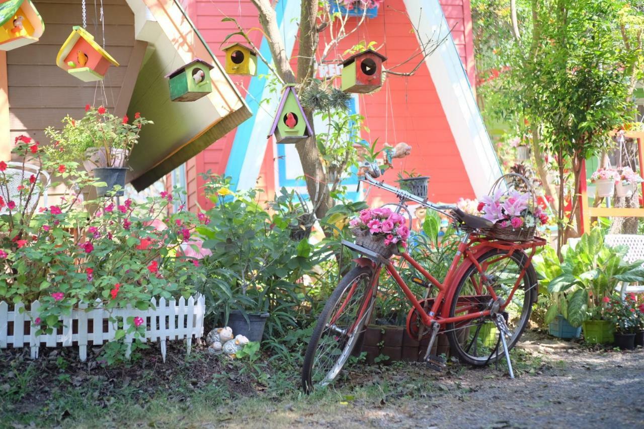 A Houses Homestay Накхонратчасіма Екстер'єр фото