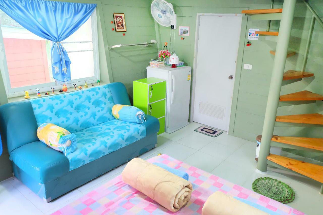 A Houses Homestay Накхонратчасіма Екстер'єр фото