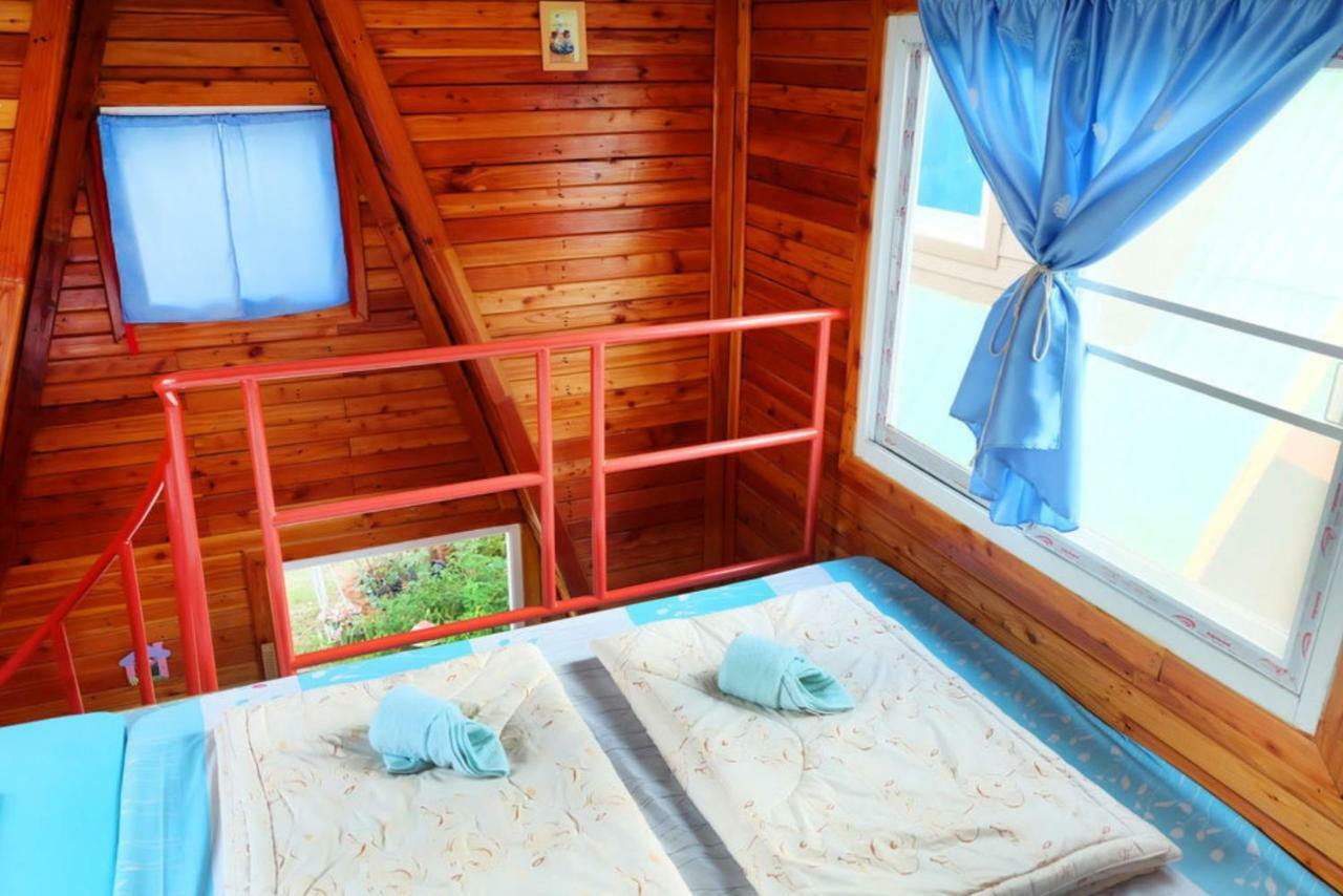A Houses Homestay Накхонратчасіма Екстер'єр фото