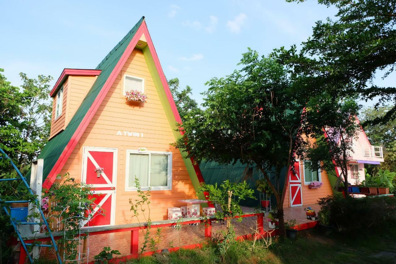 A Houses Homestay Накхонратчасіма Екстер'єр фото