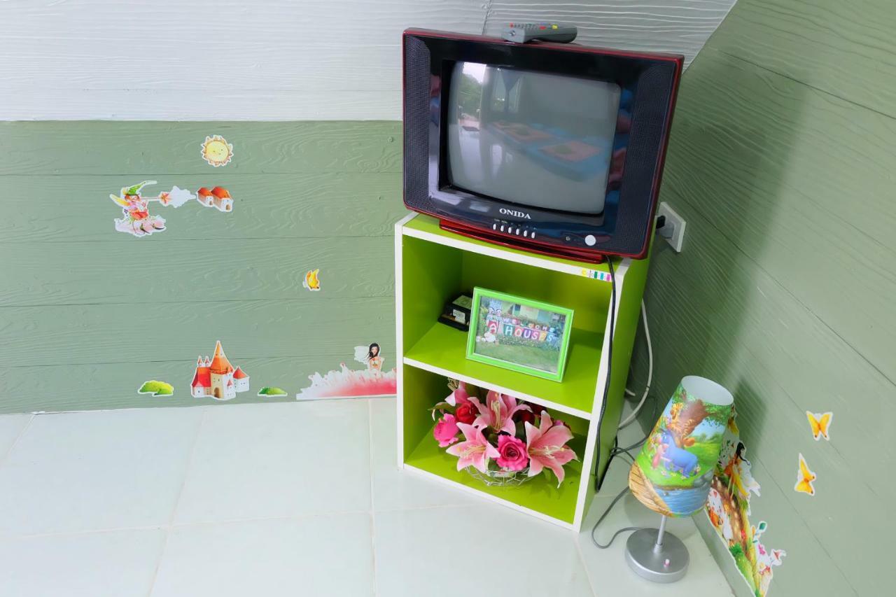 A Houses Homestay Накхонратчасіма Екстер'єр фото